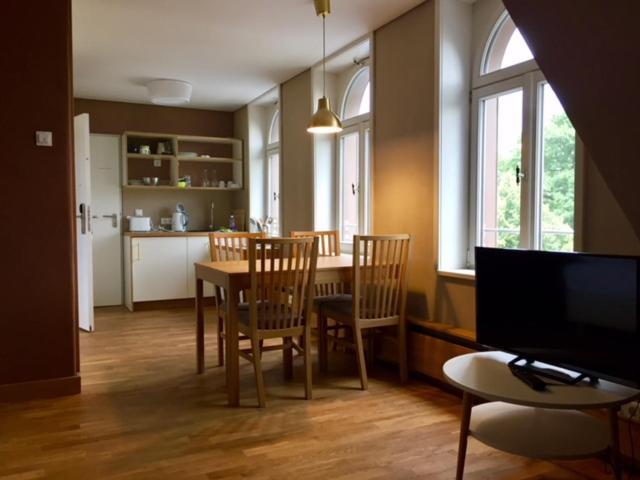 "Goethezimmer" - Auf Dem Dach Der Notenbank Weimar  Eksteriør billede